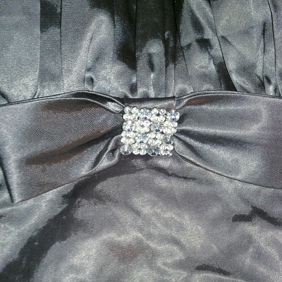 Teeze me dress. - Picture 3 of 4